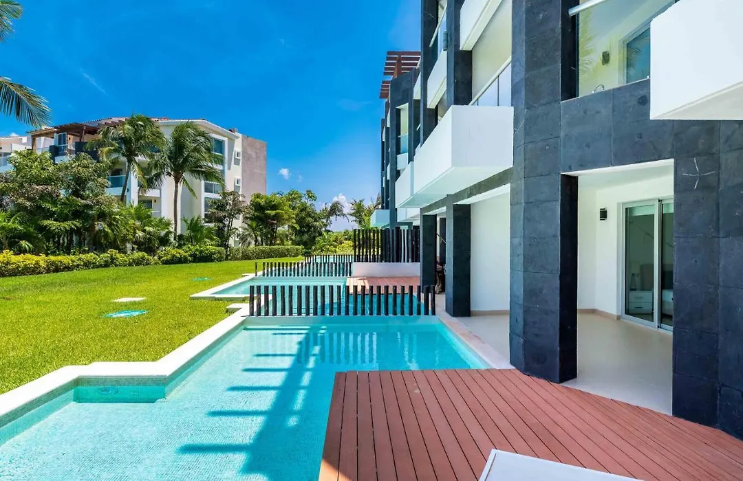 Mareazul Beach Front Resort Condos At Playa Del Carmen-1